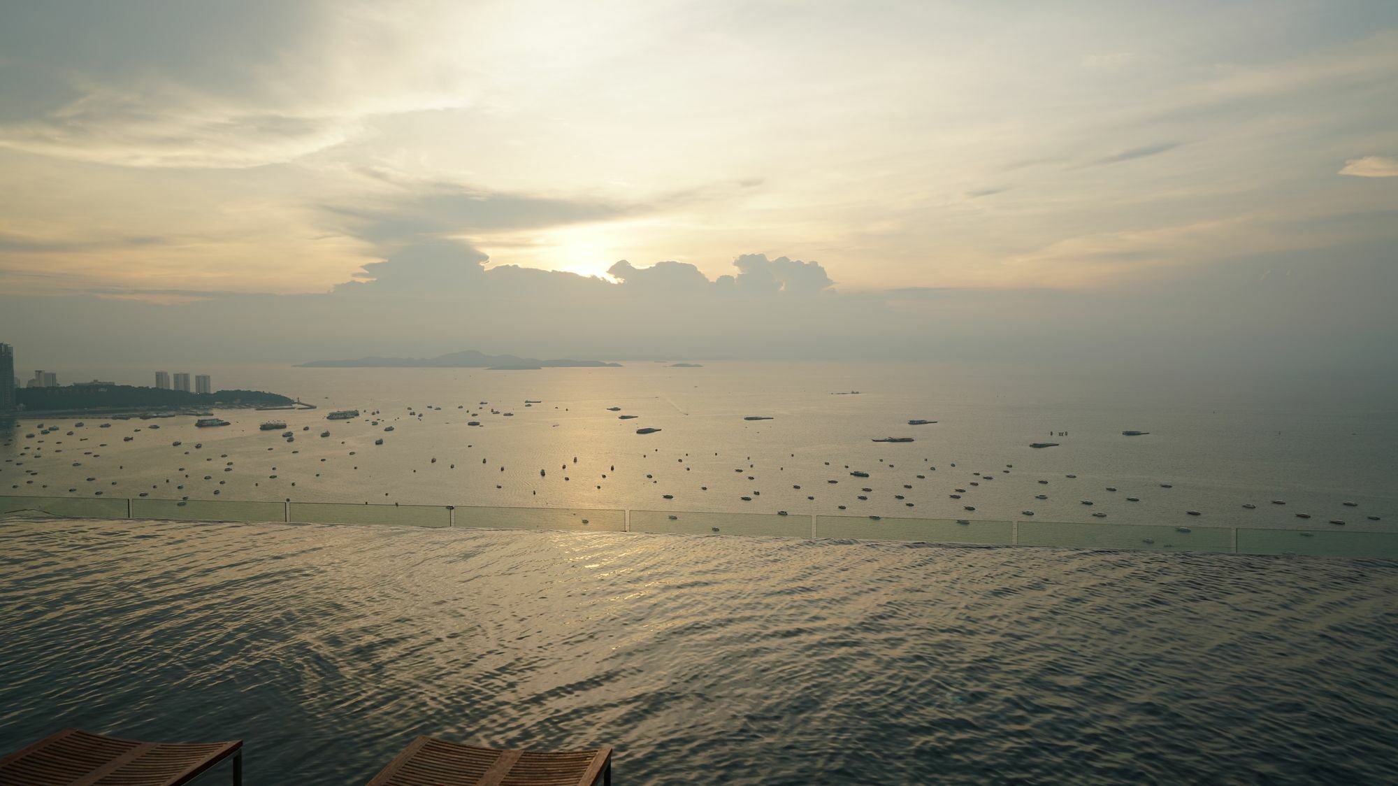 Centric Sea Pattaya By Uplus Exterior photo